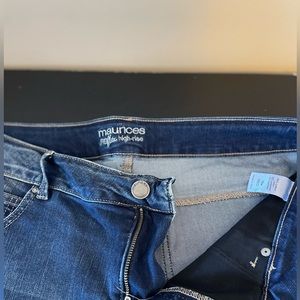 Maurice’s everflex high rise skinny jeans. Size 18.